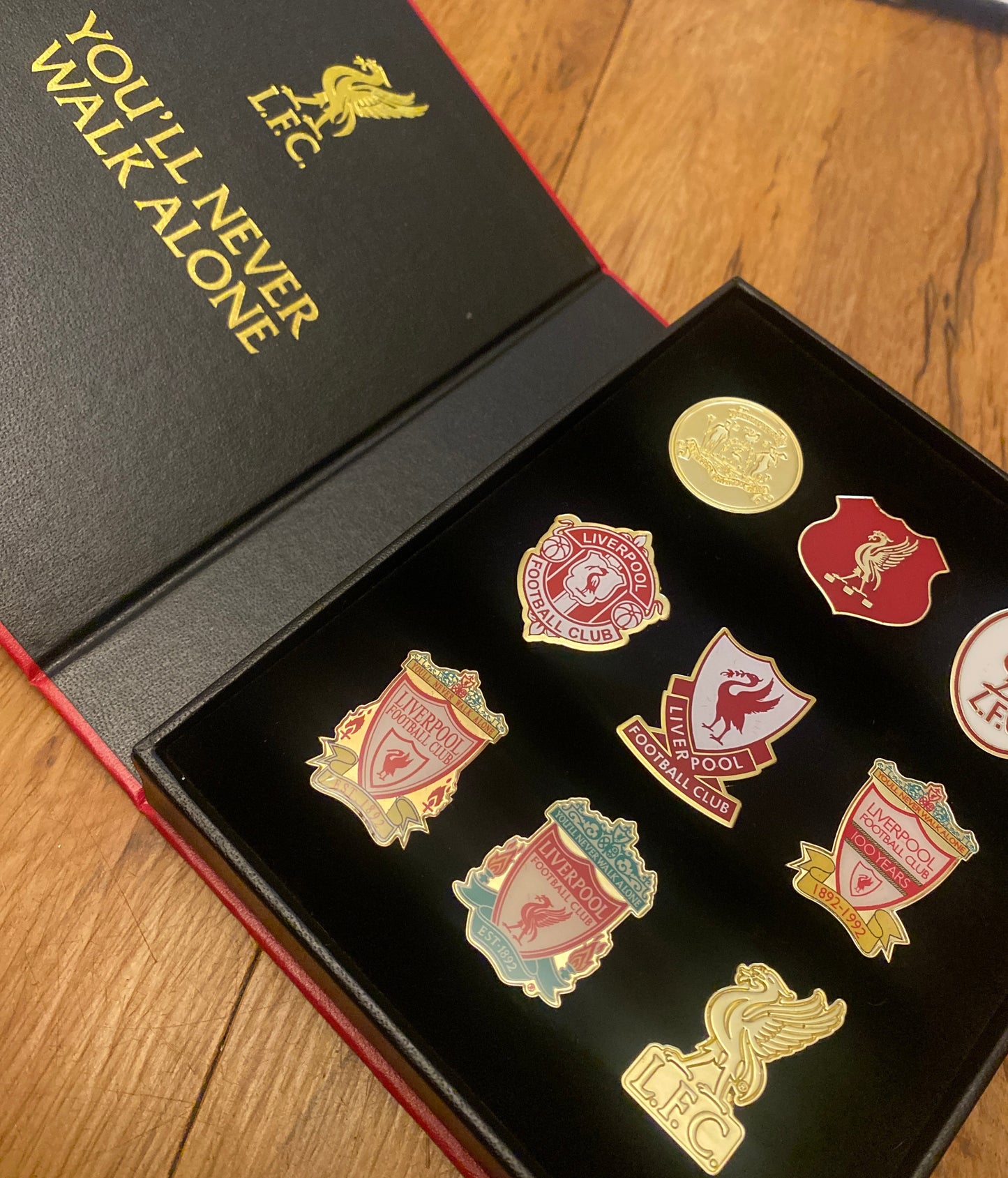 Liverpool FC 9-Piece Crest Badge Set | Official LFC Collectors Gift Box | Historic Club Emblems Collection