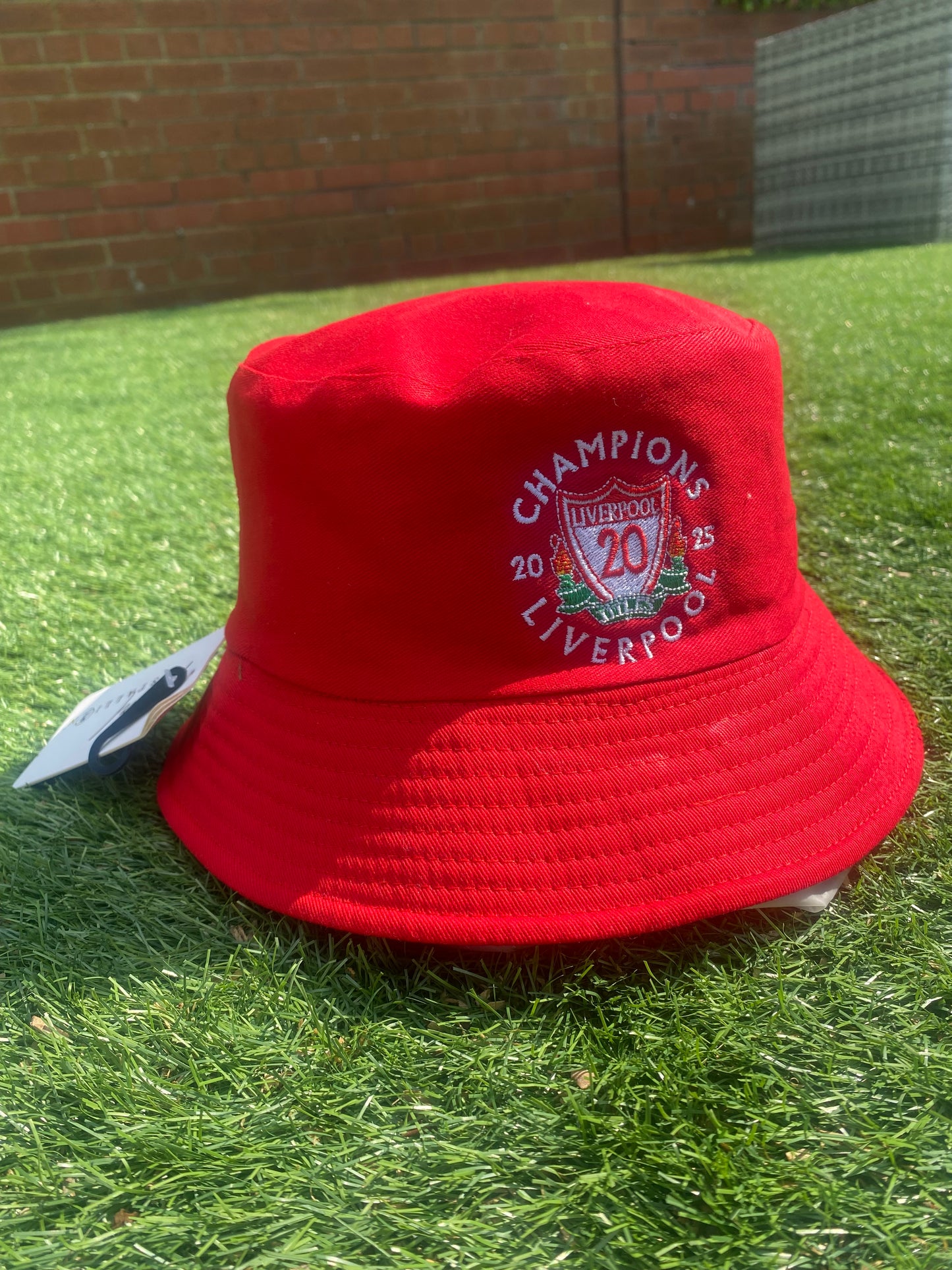 24/25-LEAGUE CHAMPIONS LIVERPOOL FC RED BUCKET HAT